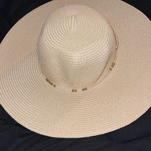 👒🆕 BEADED PAPILLON ACCESSORIES CREAM SUMMER HAT 👒 DECAL IN FRONT OF HAT